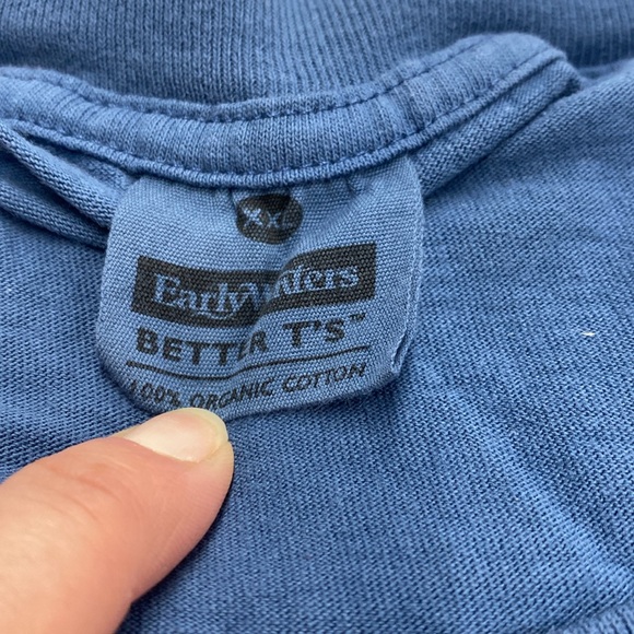 Vintage Early Winters Tee - Picture 2 of 4